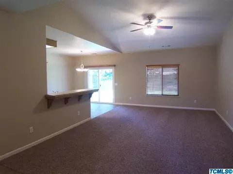 512 Gearey Ave, Exeter, CA 93221 photo 2