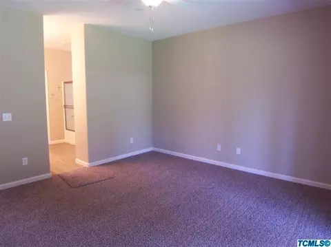 512 Gearey Ave, Exeter, CA 93221 photo 8