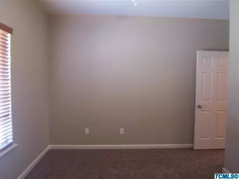 512 Gearey Ave, Exeter, CA 93221 photo 11