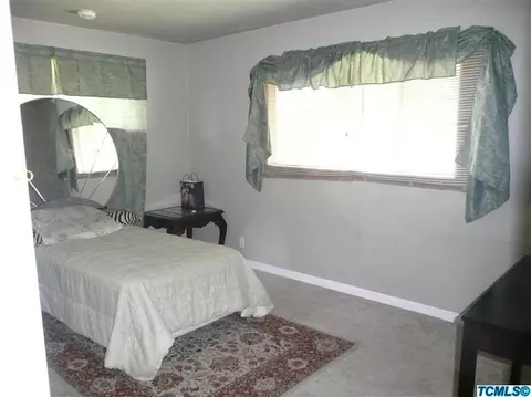 624 E Linzmeier Dr, Dinuba, CA 93618 photo 14