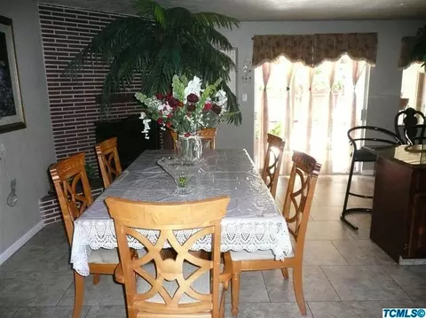 624 E Linzmeier Dr, Dinuba, CA 93618 photo 6