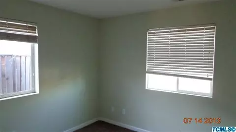 4567 E Burns Ave, Fresno, CA 93725 photo 4