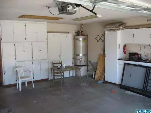 1011 E Cambridge Ave, Visalia, CA 93292 photo 31