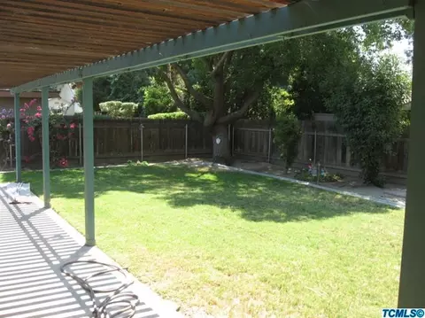 1011 E Cambridge Ave, Visalia, CA 93292 photo 40