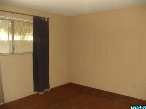 237 E Country Ave, Visalia, CA 93277 photo 10