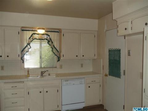 237 E Country Ave, Visalia, CA 93277 photo 5
