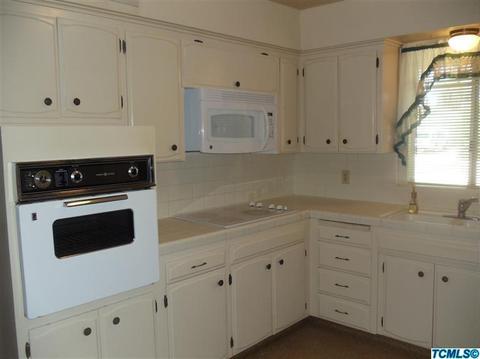 237 E Country Ave, Visalia, CA 93277 photo 4