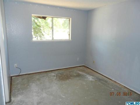 714 11th St, Sanger, CA 93657 photo 9