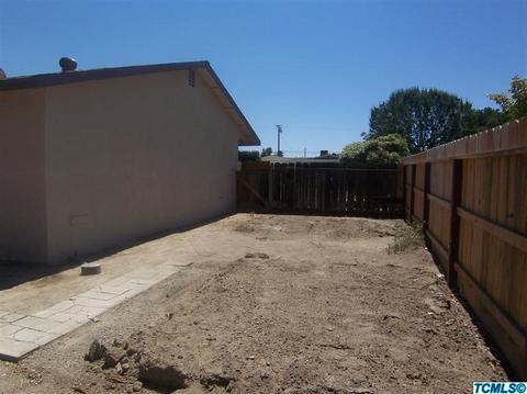 1398 E Birch Ave, Tulare, CA 93274 photo 12