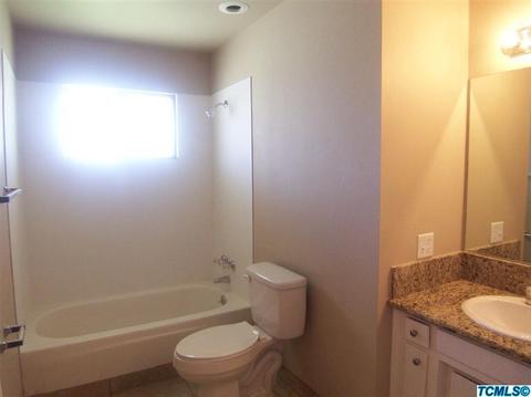 1398 E Birch Ave, Tulare, CA 93274 photo 6
