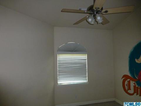 107 Mitchell Ave, Tulare, CA 93274 photo 13