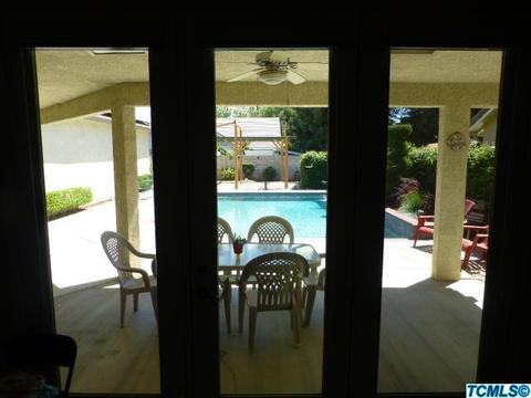 107 Mitchell Ave, Tulare, CA 93274 photo 4