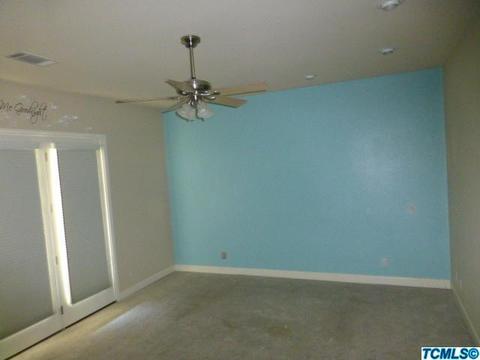 107 Mitchell Ave, Tulare, CA 93274 photo 16
