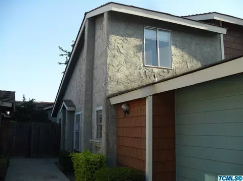 1525 E Sunnyview Ave, Visalia, CA 93292 photo 3