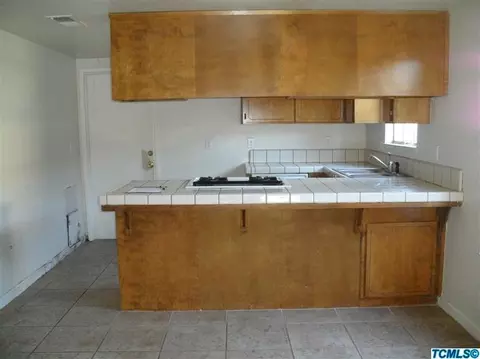 1525 E Sunnyview Ave, Visalia, CA 93292 photo 14