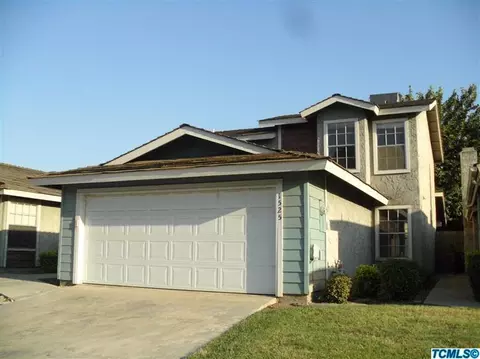 1525 E Sunnyview Ave, Visalia, CA 93292 photo 2