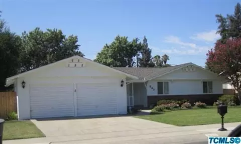 227 E Gail Ave, Tulare, CA 93274 photo 1