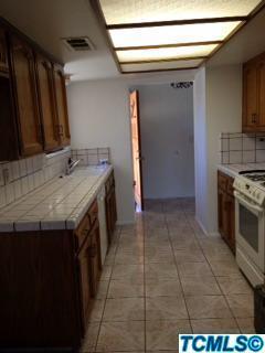 1718 E Feemster Ct, Visalia, CA 93292 photo 4