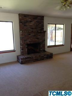 1718 E Feemster Ct, Visalia, CA 93292 photo 2