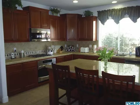 3104 Ryan Ave, Tulare, CA 93274 photo 11