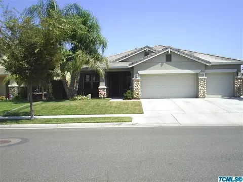 3104 Ryan Ave, Tulare, CA 93274 photo 2