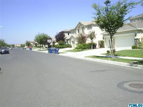 3104 Ryan Ave, Tulare, CA 93274 photo 4
