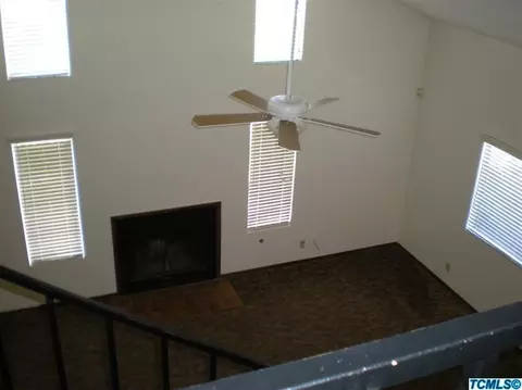 2048 E Harold Ave, Visalia, CA 93292 photo 6