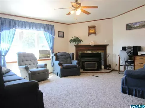 851 Silver Ln, Squaw Valley, CA 93675 photo 7