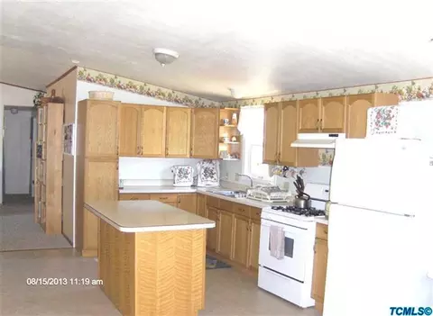 851 Silver Ln, Squaw Valley, CA 93675 photo 5