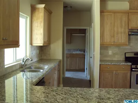 679 Kathleen Ct, Exeter, CA 93221 photo 8