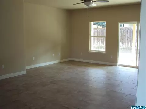 679 Kathleen Ct, Exeter, CA 93221 photo 9