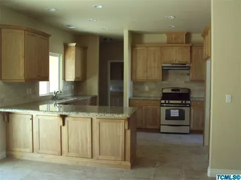 679 Kathleen Ct, Exeter, CA 93221 photo 7