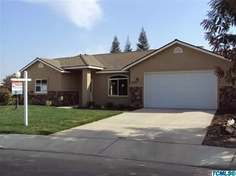 679 Kathleen Ct, Exeter, CA 93221 photo 2