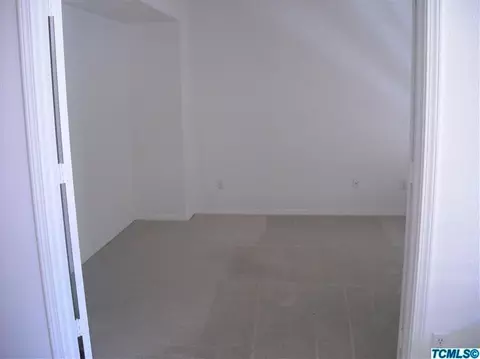 4102 E Meadow Ave, Visalia, CA 93292 photo 5