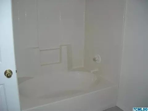 4102 E Meadow Ave, Visalia, CA 93292 photo 11