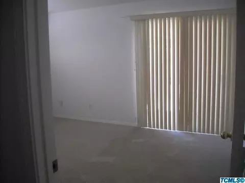 4102 E Meadow Ave, Visalia, CA 93292 photo 19