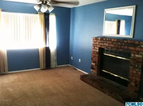 320 Beverly, Exeter, CA 93221 photo 4