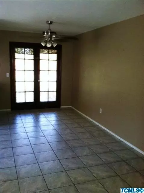 320 Beverly, Exeter, CA 93221 photo 7