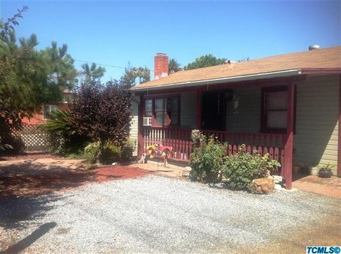 108 E Walnut Ave, Visalia, CA 93277 photo 1