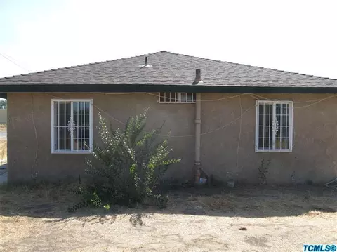 562 W Clark St, Madera, CA 93638 photo 5