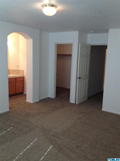 2327 Maple St, Visalia, CA 93292 photo 13