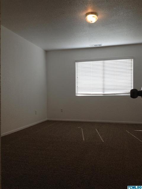 2327 Maple St, Visalia, CA 93292 photo 12