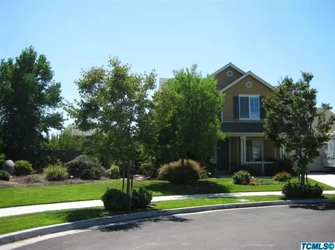 621 E Abbott Ave, Reedley, CA 93654 photo 1