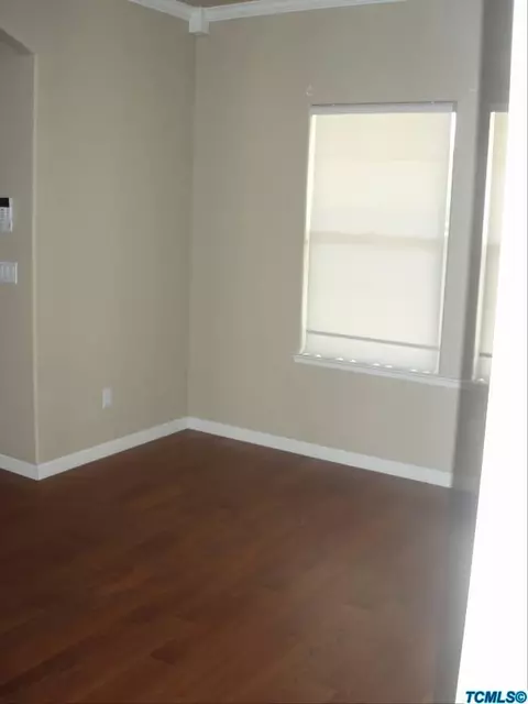 827 Davis Ave, Exeter, CA 93221 photo 6