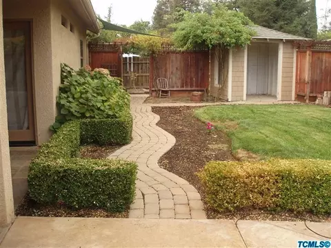 827 Davis Ave, Exeter, CA 93221 photo 4