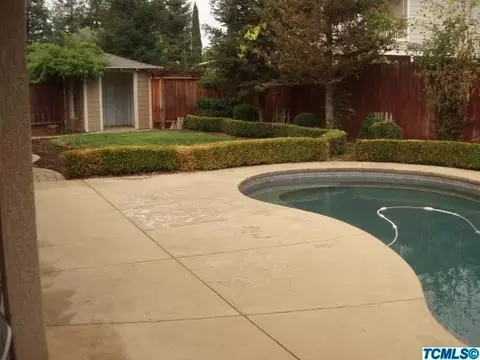 827 Davis Ave, Exeter, CA 93221 photo 3