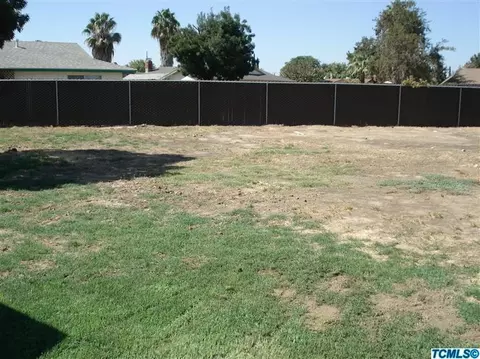 1282 Van Ct, Hanford, CA 93230 photo 35