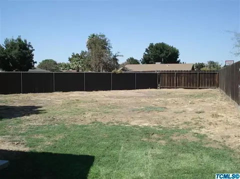 1282 Van Ct, Hanford, CA 93230 photo 33