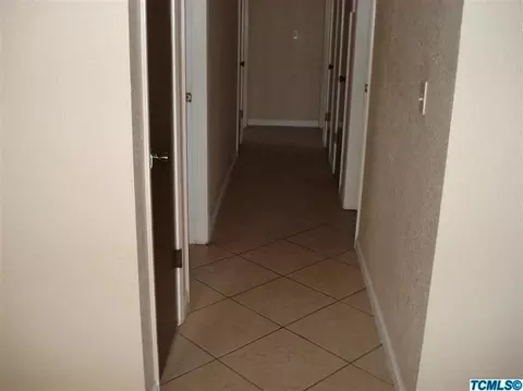 1282 Van Ct, Hanford, CA 93230 photo 17