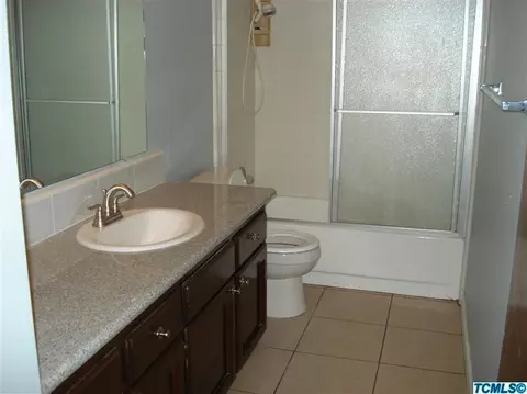 1282 Van Ct, Hanford, CA 93230 photo 19